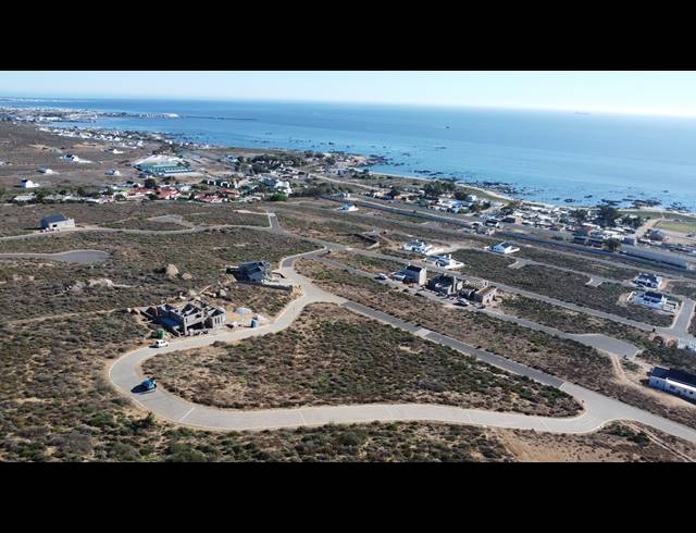 2 BEDROOM HOUSE FOR SALE IN STEENBERGS COVE